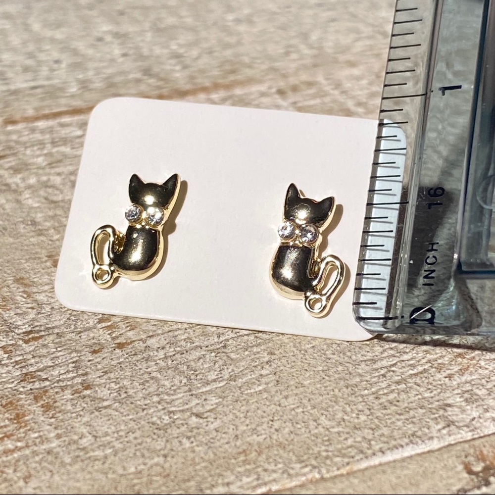 3 for $15 Sitting Cat Light Gold Studs Earrings - Picture 4 of 4